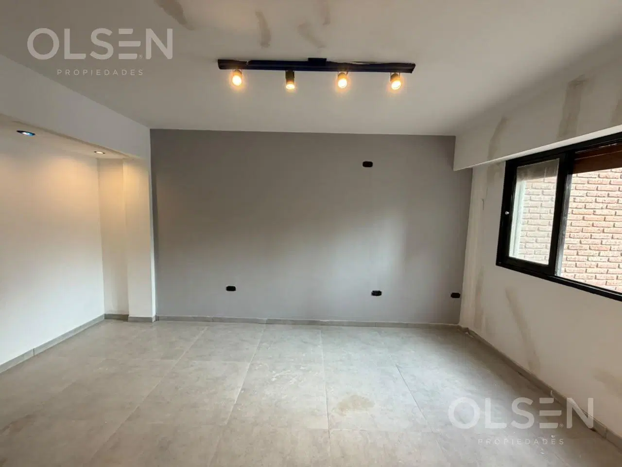 OPORTUNIDAD DE INVERSION | EDIFICIO COMPLETAMENTE RENOVADO CON BALCON y TERRAZA 4