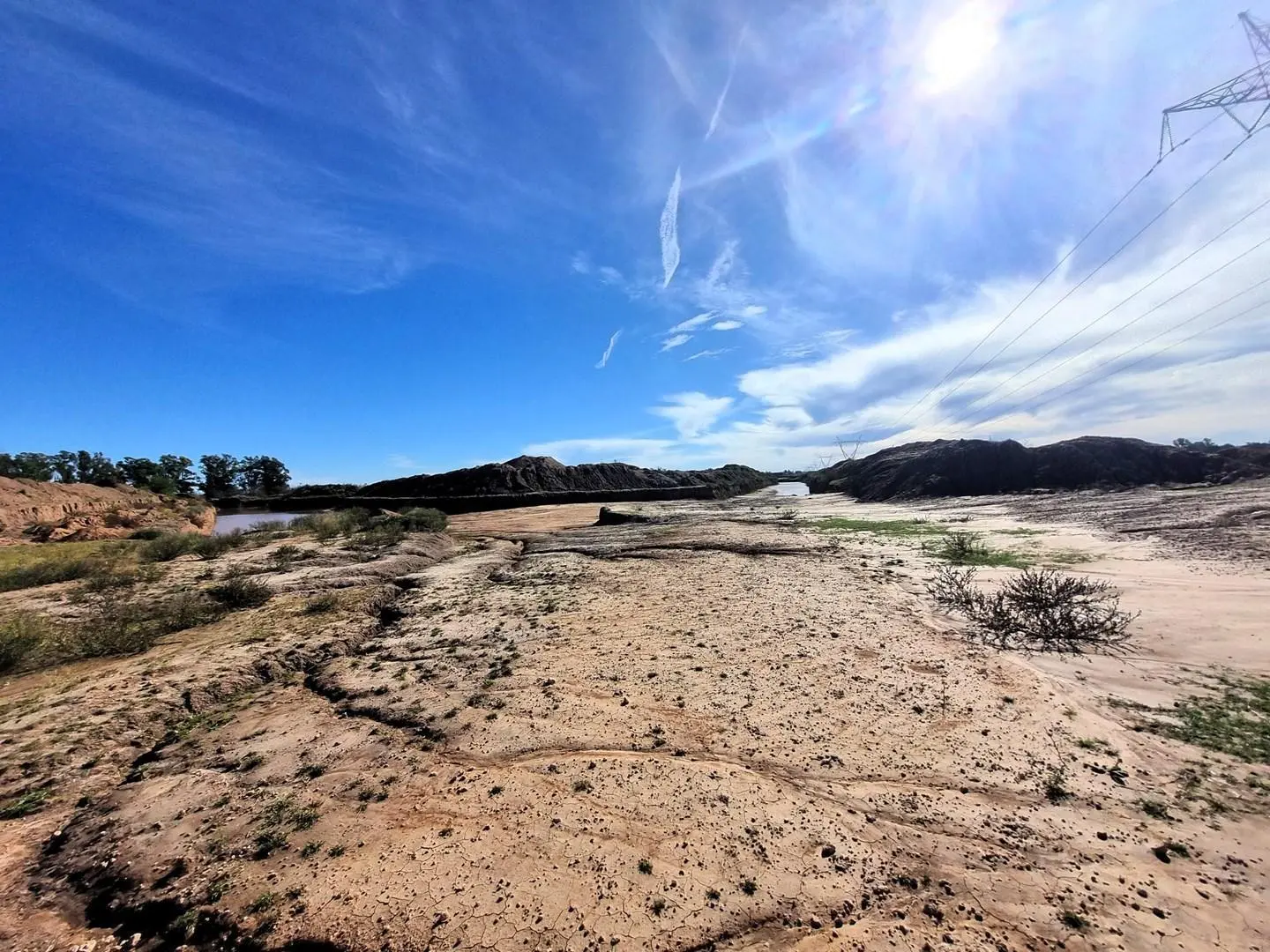 Venta 83Hs sobre Ruta 9 , con cantera habilitada. Villa Ramallo 5