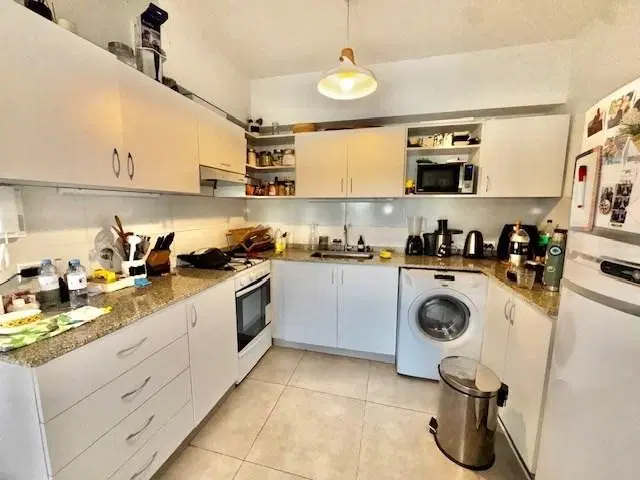 Departamento en VENTA en Tigre dos dormitorios amplio 2