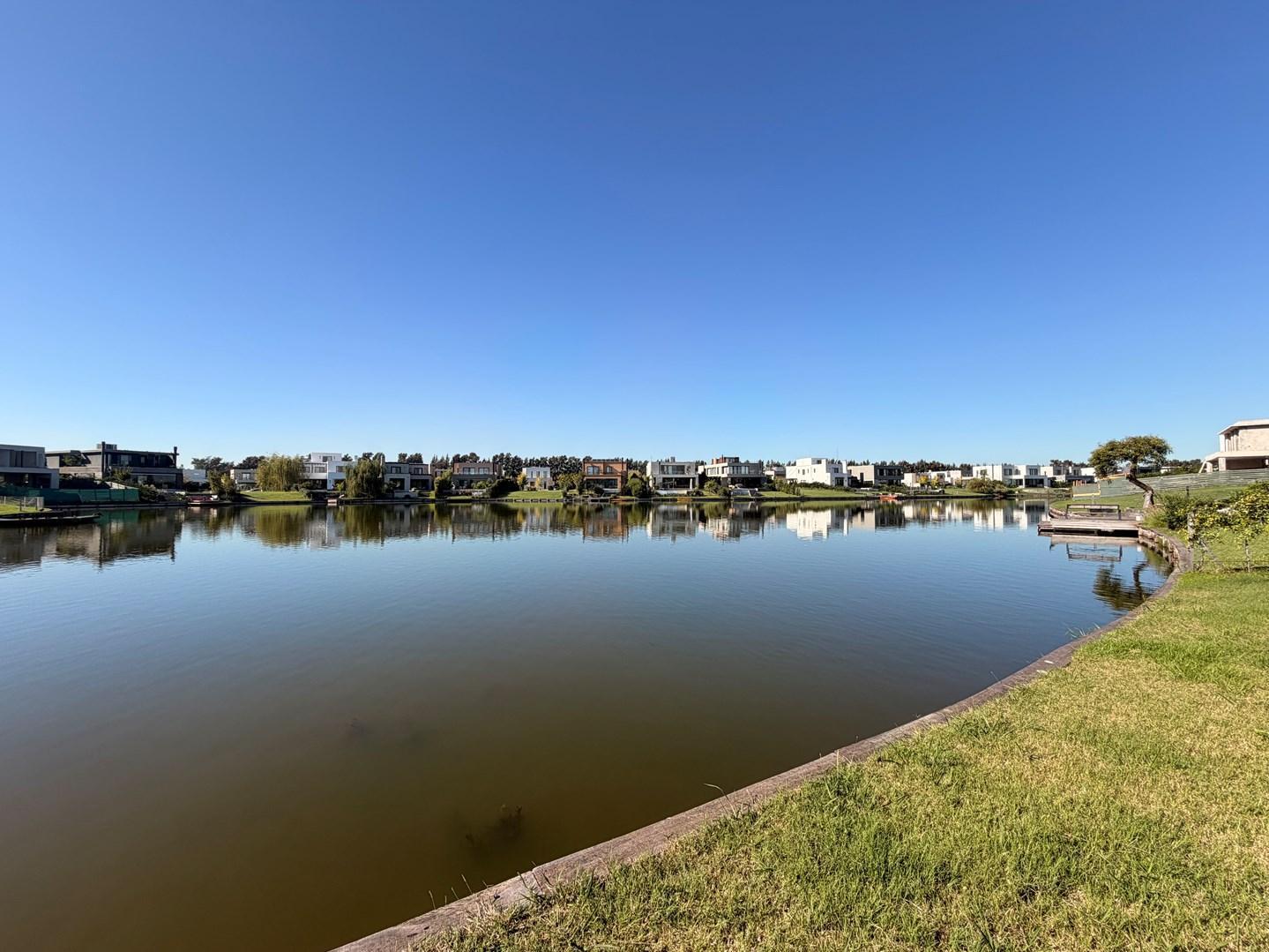 Foto de Lote en Venta en Carpinchos, Nordelta, imagen 3