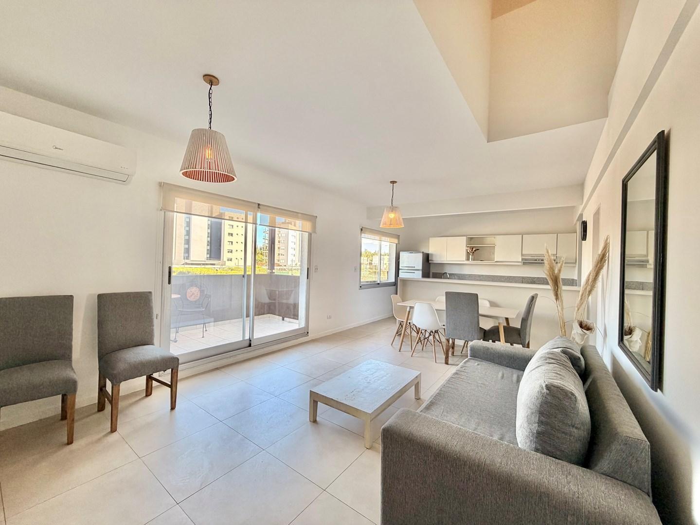Foto de Departamento Dúplex en Alquiler en Lagos del Sendero, Sendero, Nordelta, imagen 1
