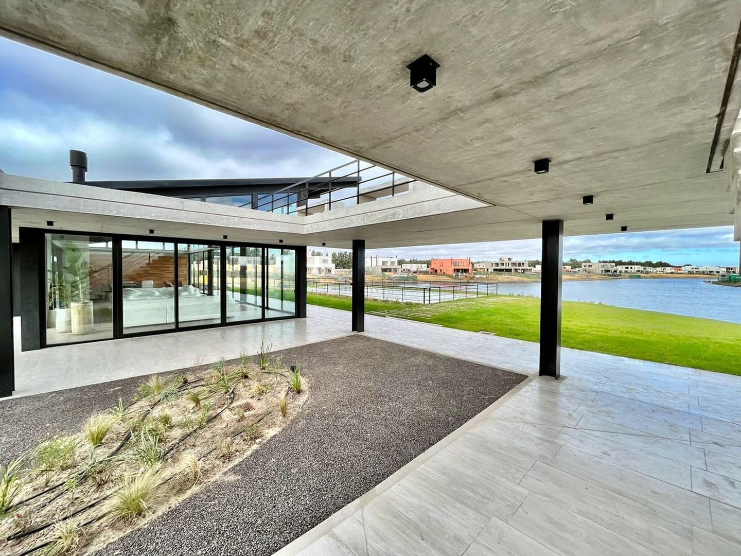 Foto de Casa en Venta en Carpinchos, Nordelta, imagen 3