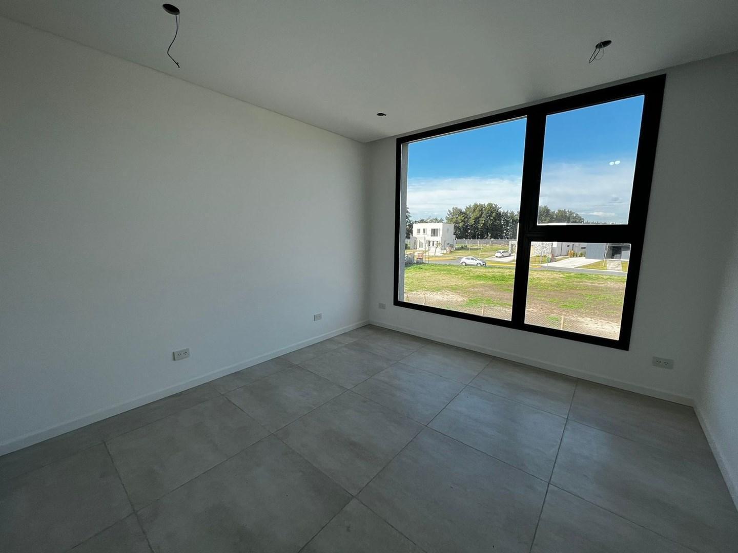 Foto de Casa en Venta en Carpinchos, Nordelta, imagen 3