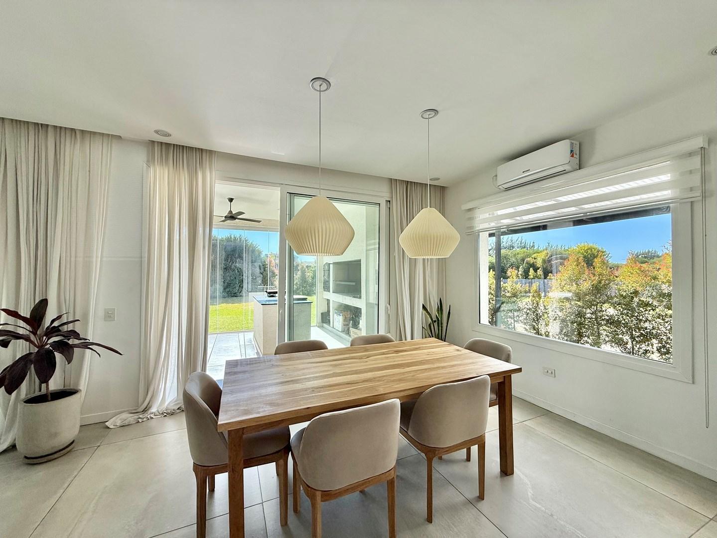 Foto de Casa en Venta en Carpinchos, Nordelta, imagen 2