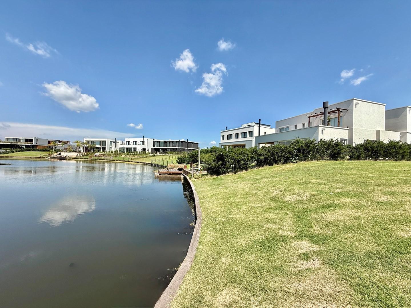 Foto de Lote al lago en venta en Virazon Nordelta, imagen 5