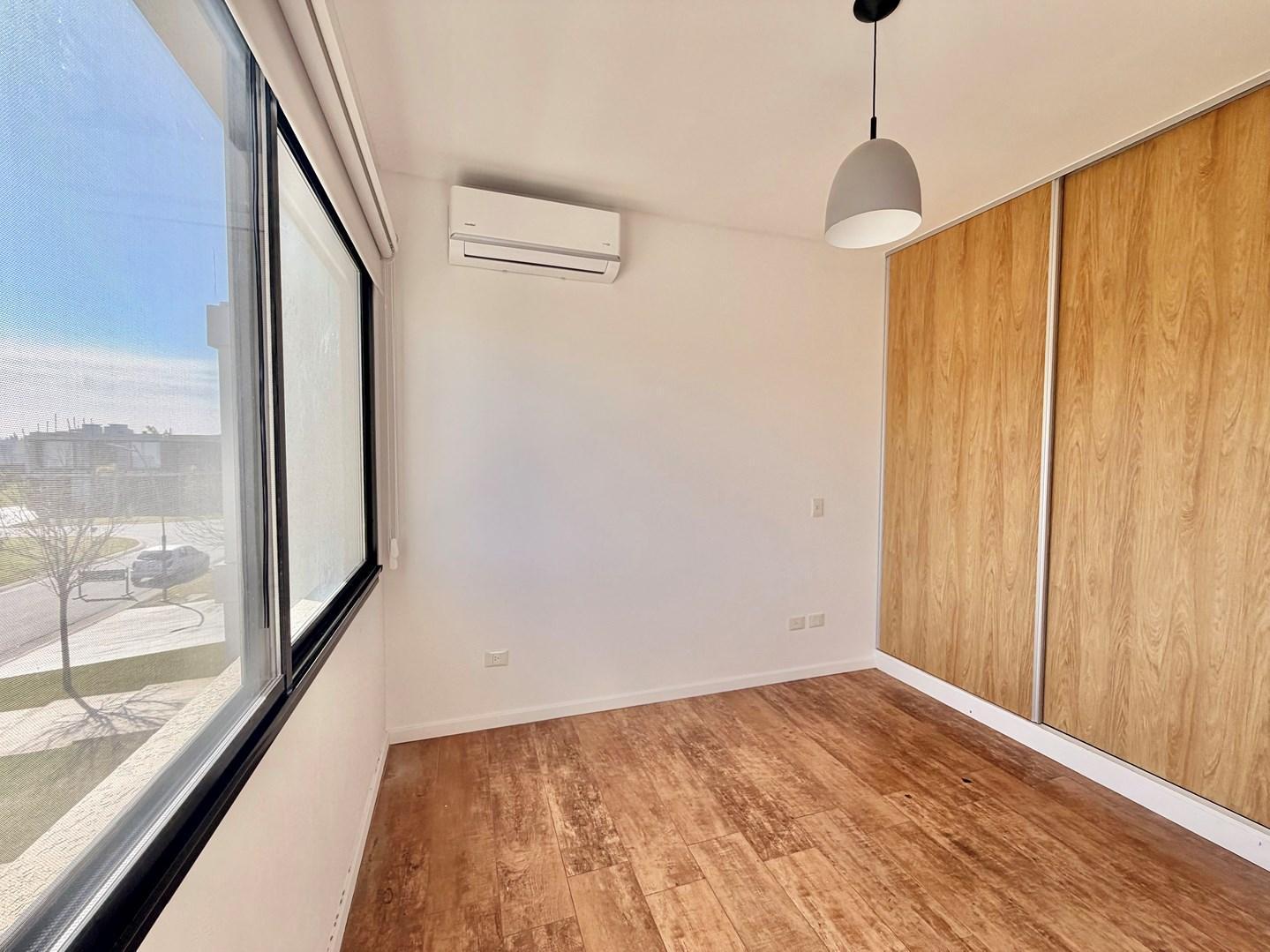 Foto de Casa en Alquiler en Carpinchos, Nordelta, Tigre, imagen 2