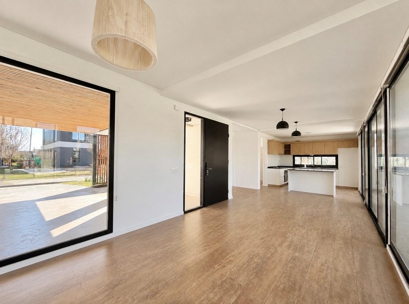 Foto de Casa en Alquiler en Carpinchos, Nordelta, Tigre, imagen 4