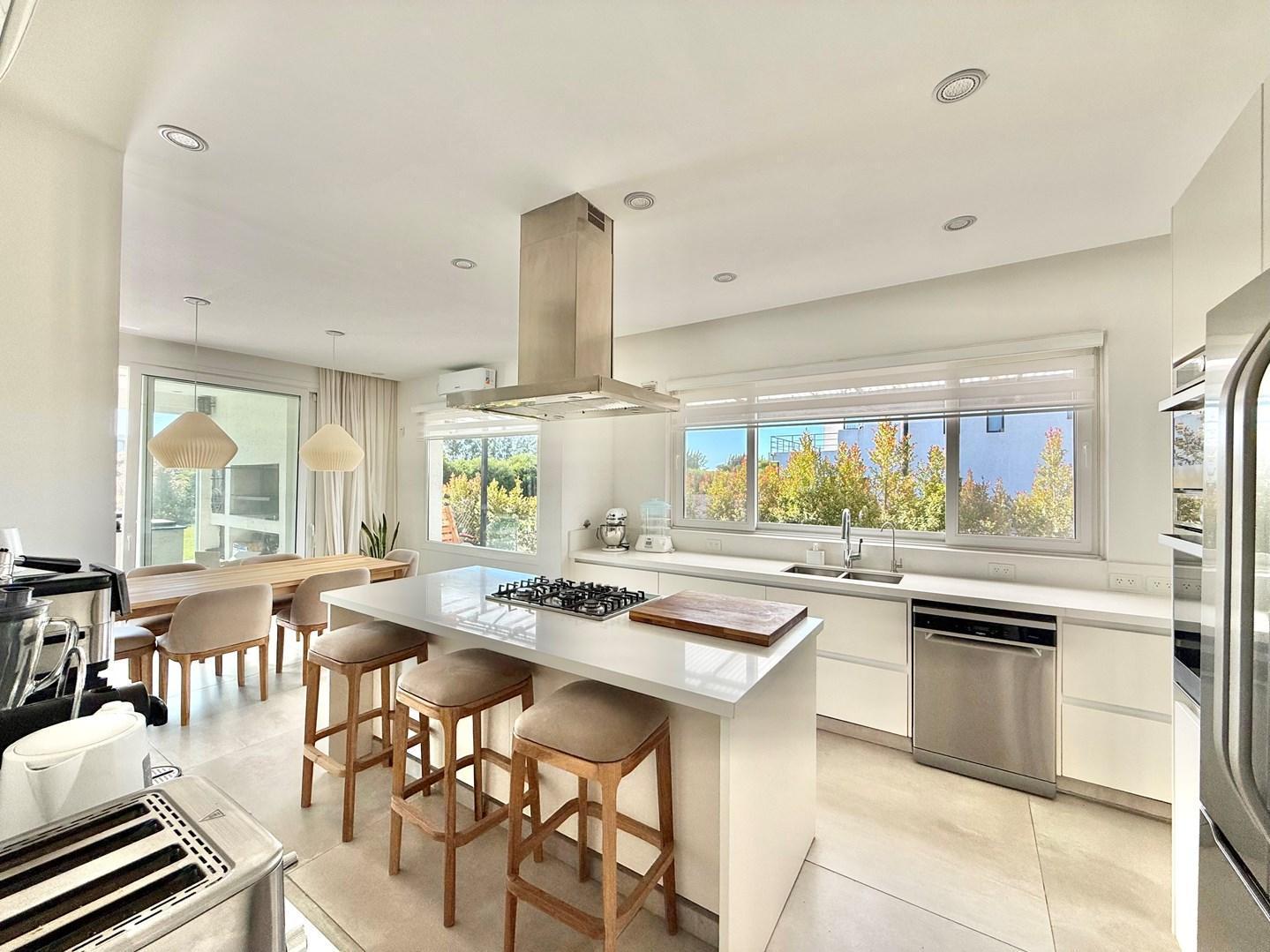 Foto de Casa en Venta en Carpinchos, Nordelta, imagen 4