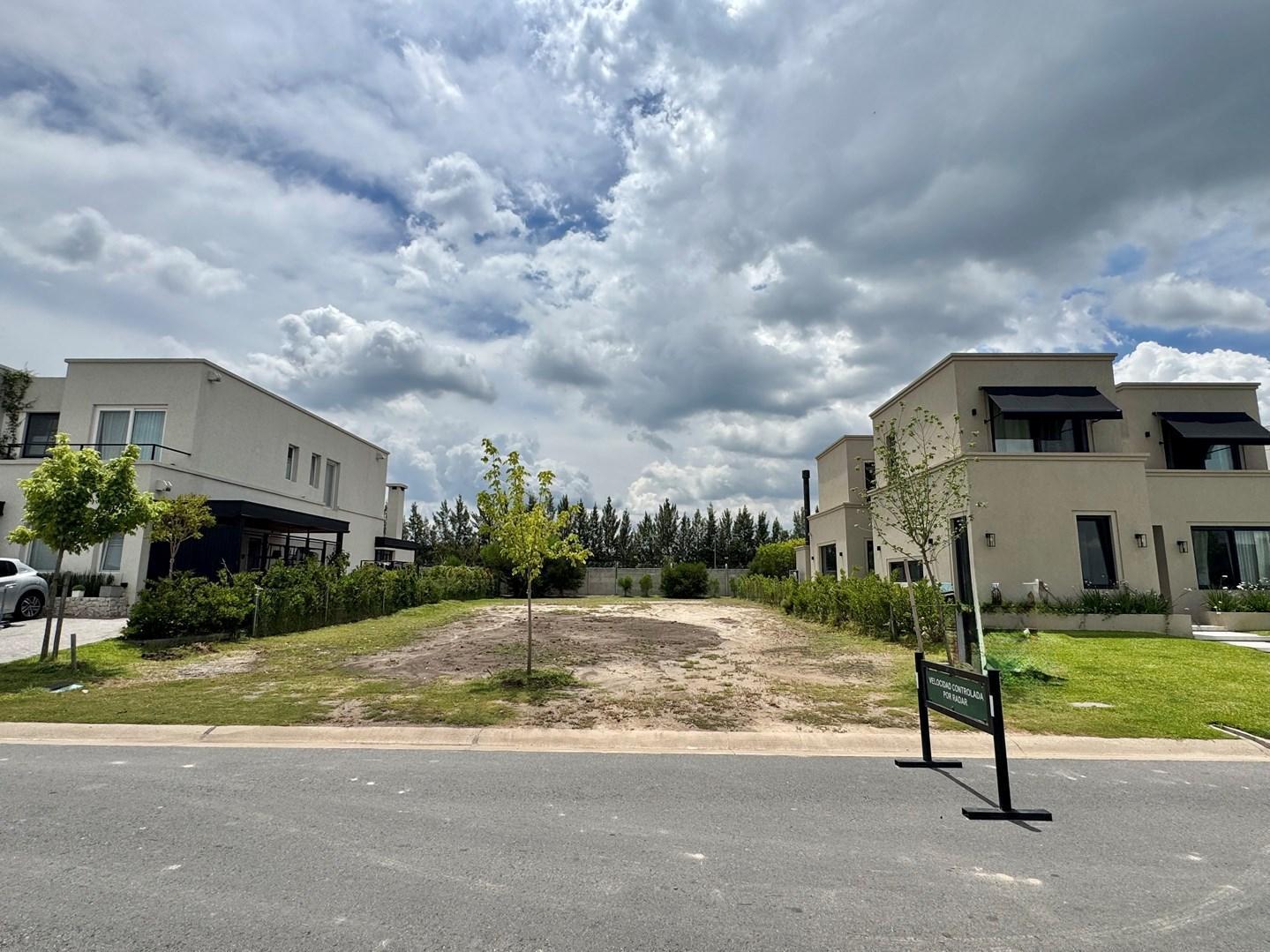 Foto de Lote en venta Carpinchos Nordelta, imagen 5