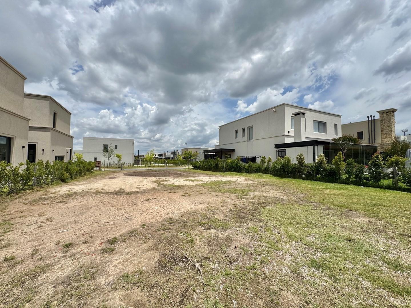 Foto de Lote en venta Carpinchos Nordelta, imagen 3