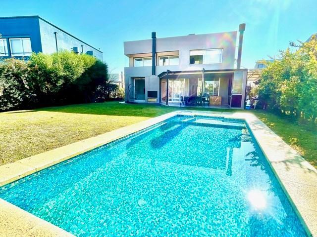 Foto de Casa en Alquiler con Muebles en Los Alisos, Nordelta, imagen 1