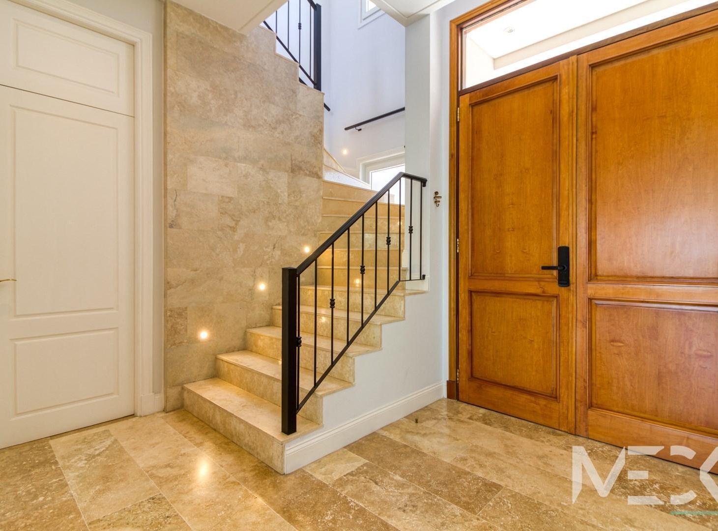 Foto de Casa en Venta en Cabos del Lago, Nordelta, imagen 3