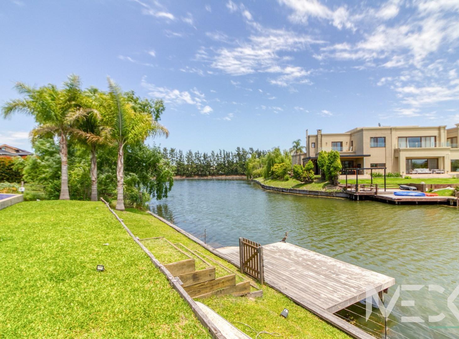 Foto de Casa en Venta en Cabos del Lago, Nordelta, imagen 1