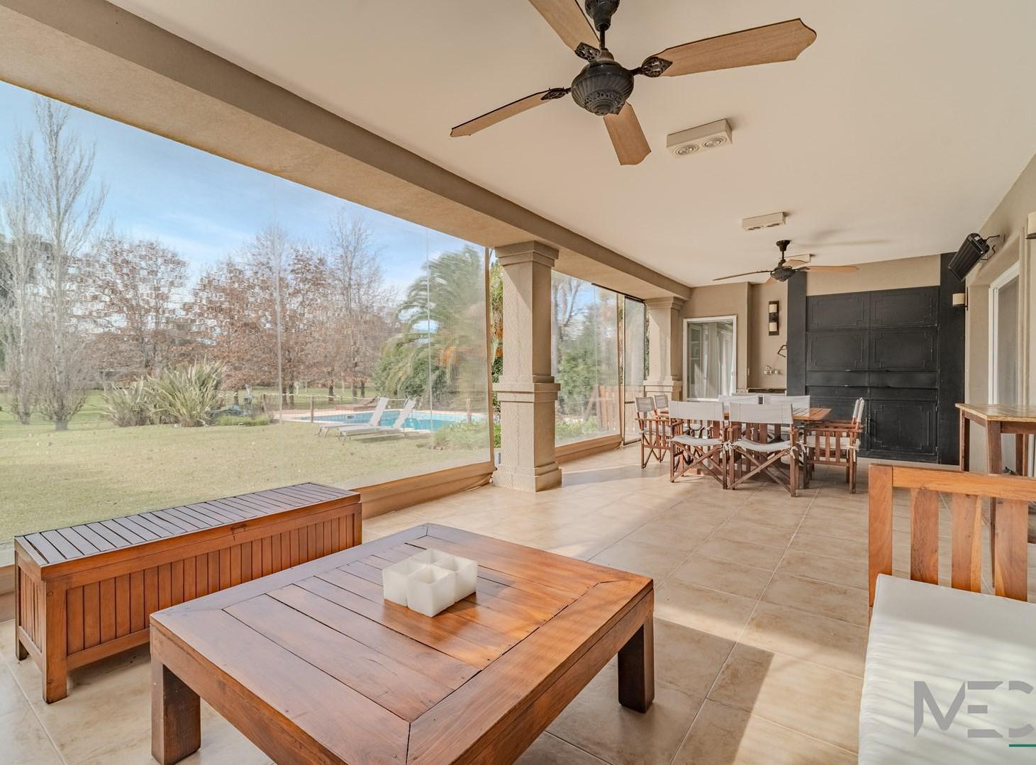Foto de Casa en venta en Los Castores Nordelta - al bosque, imagen 1