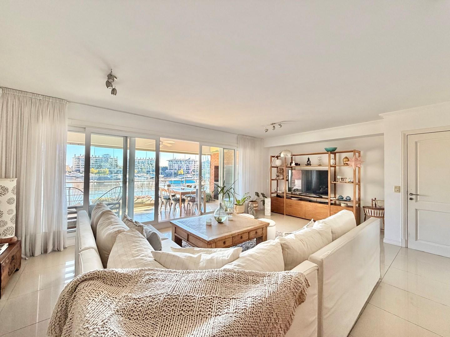Foto de Departamento en Venta en Miradores de la Bahia, Nordelta, Tigre, imagen 1