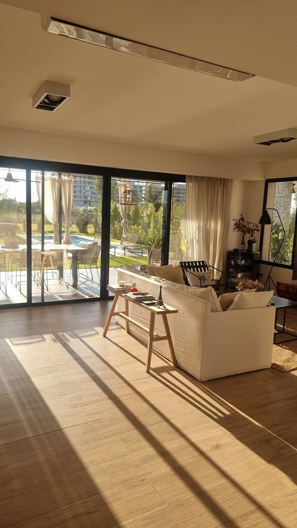 Foto de Casa en Venta en Carpinchos, Nordelta, imagen 3