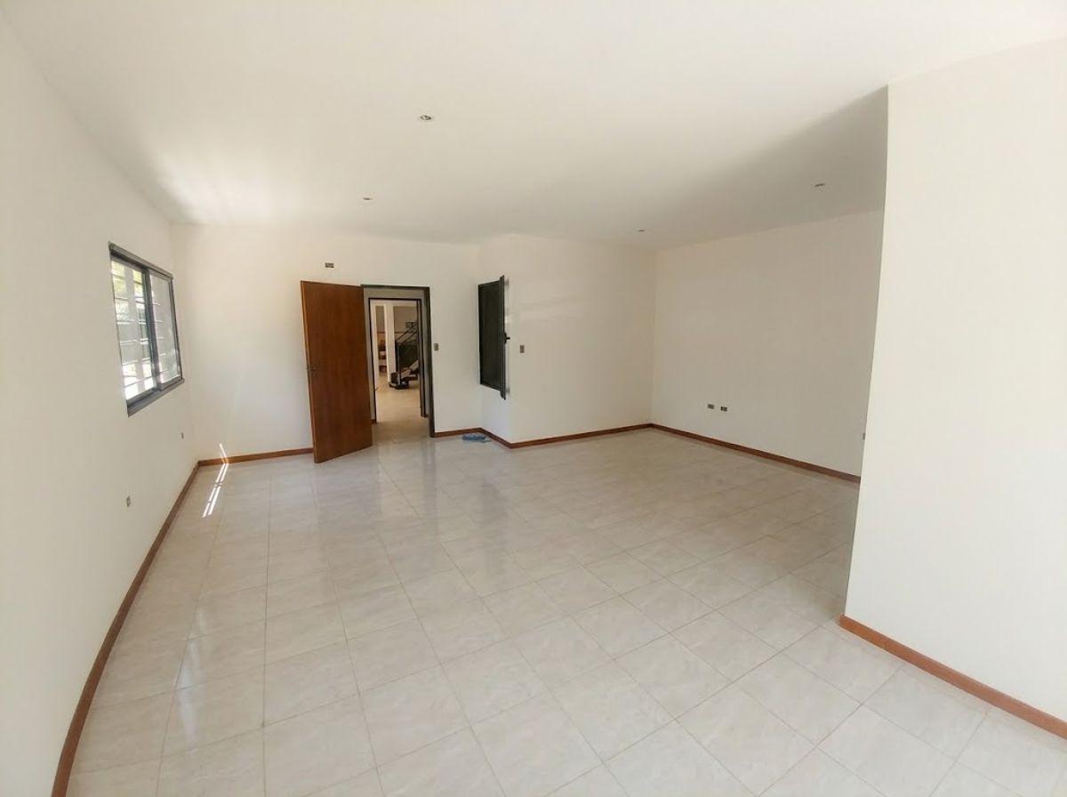Foto de Casa en Venta 475 e/ 24 y 26 de City Bell, imagen 4