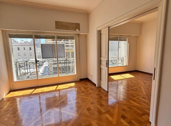 Impecable Edificio Frances 4 dorm Corazon de Recoleta 4