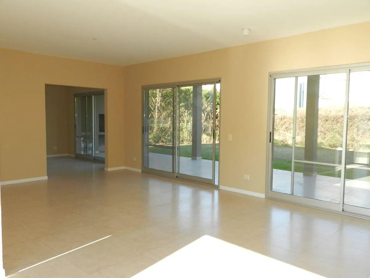 Excelente casa en VENTA barrio cerrado La Damasia 3 dormitorios playroom 2