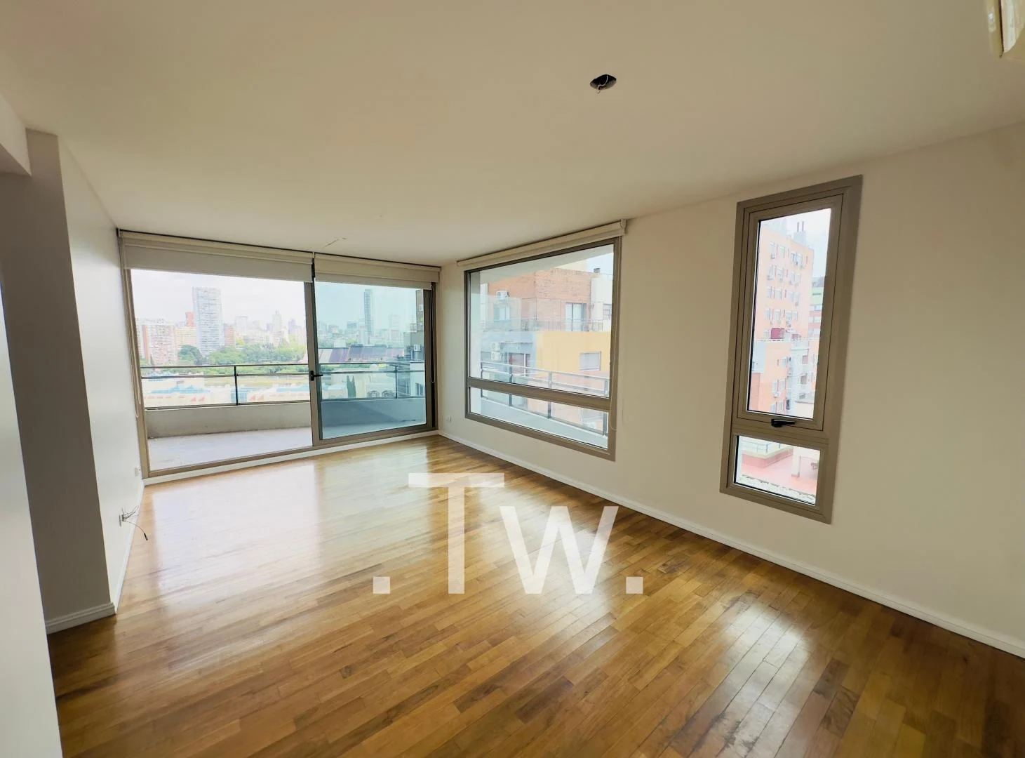 RESERVADO-Torre Stay - Departamento de 3 Ambientes con Cochera – Piso alto.