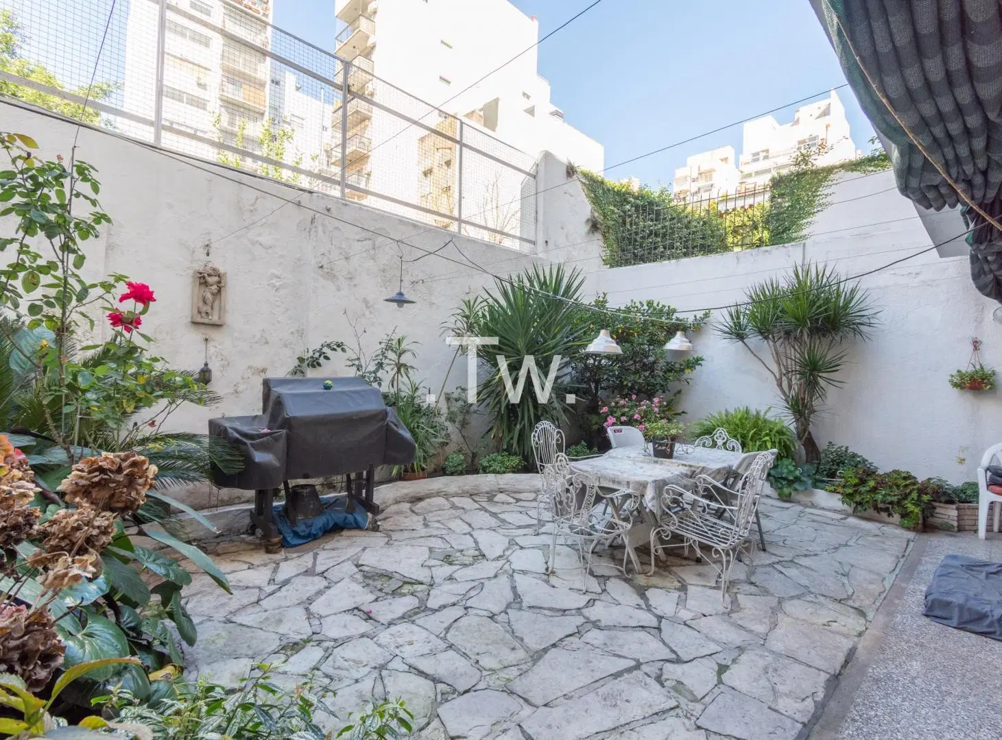 Venta Departamento 3 Amb. en Planta Baja con Jardin (104 M²) 3