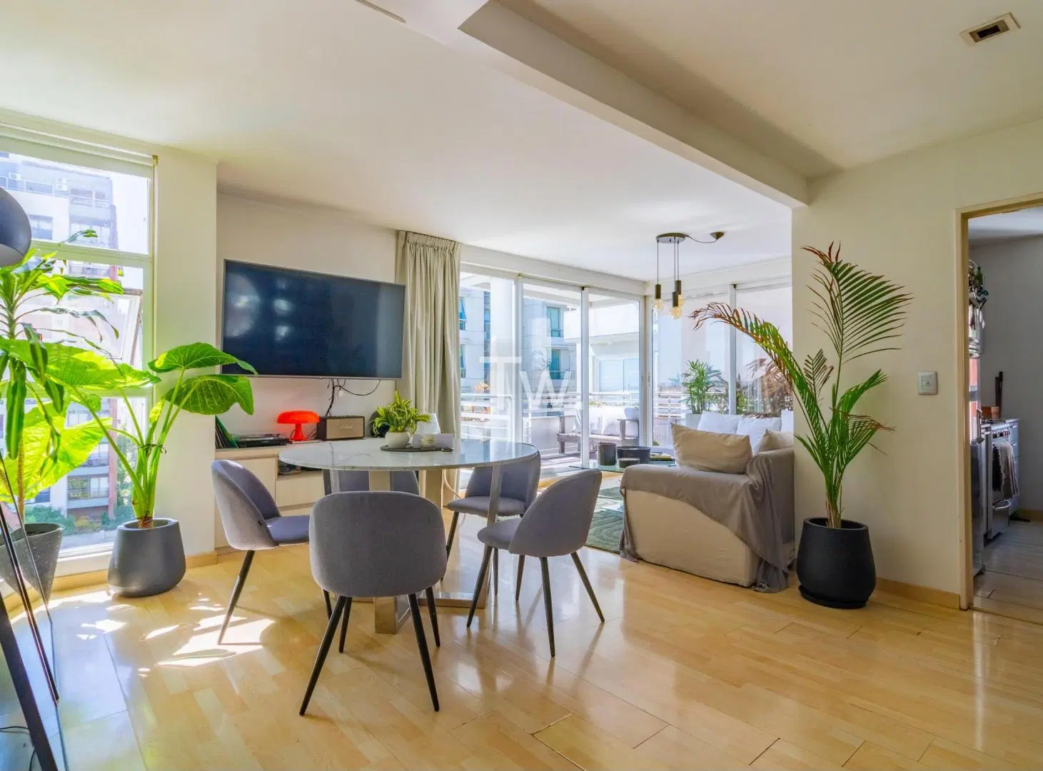 Departamento 3 Amb. en Edificio Torre – Amenities y Seg. 24 Hs 2