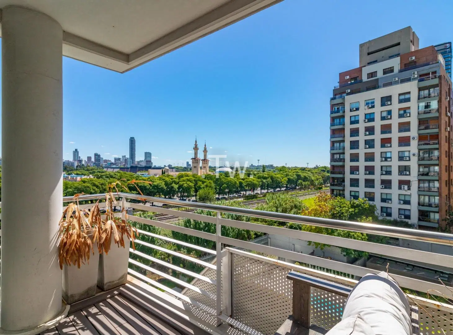 Departamento 3 Amb. en Edificio Torre – Amenities y Seg. 24 Hs 8