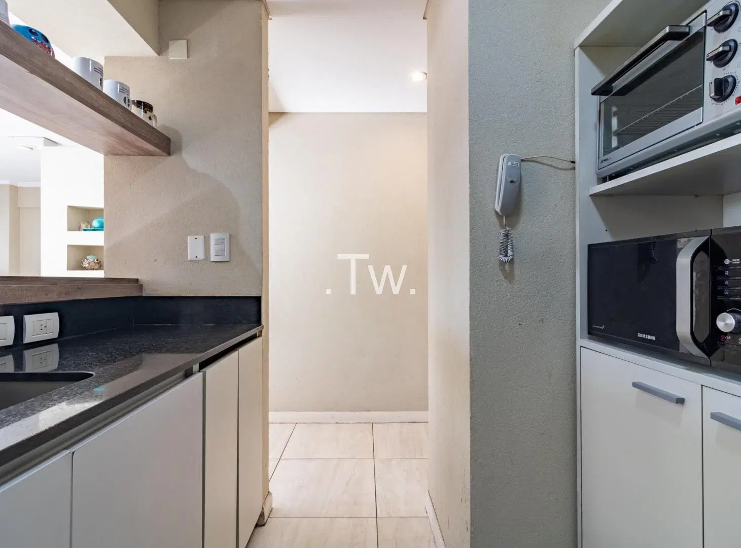 Departamento 2 Amb C/cochera / Vig. 24 hs / Amenities / Zona UADE 8