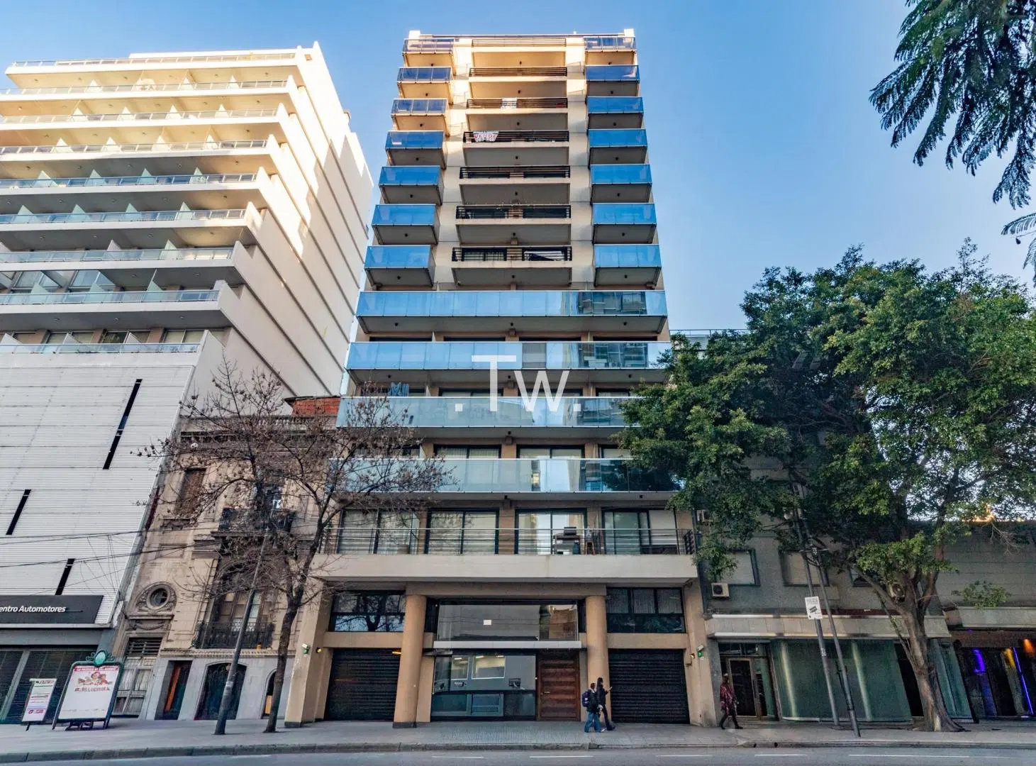 Departamento 2 Amb C/cochera / Vig. 24 Hs / Amenities / Zona Uade 3