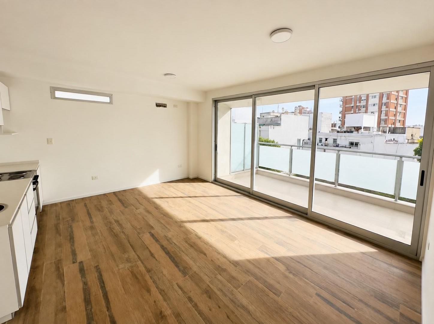 Foto de Departamento 2 amb. c/balcón / 55 m² / Piso Alto / Parrilla / Belgrano, imagen 2