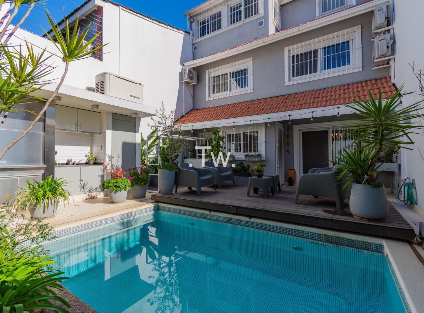 Foto de Casa de 3 Dorm. + Playroom + Escritorio + Gym + Depend. I Piscina, imagen 4