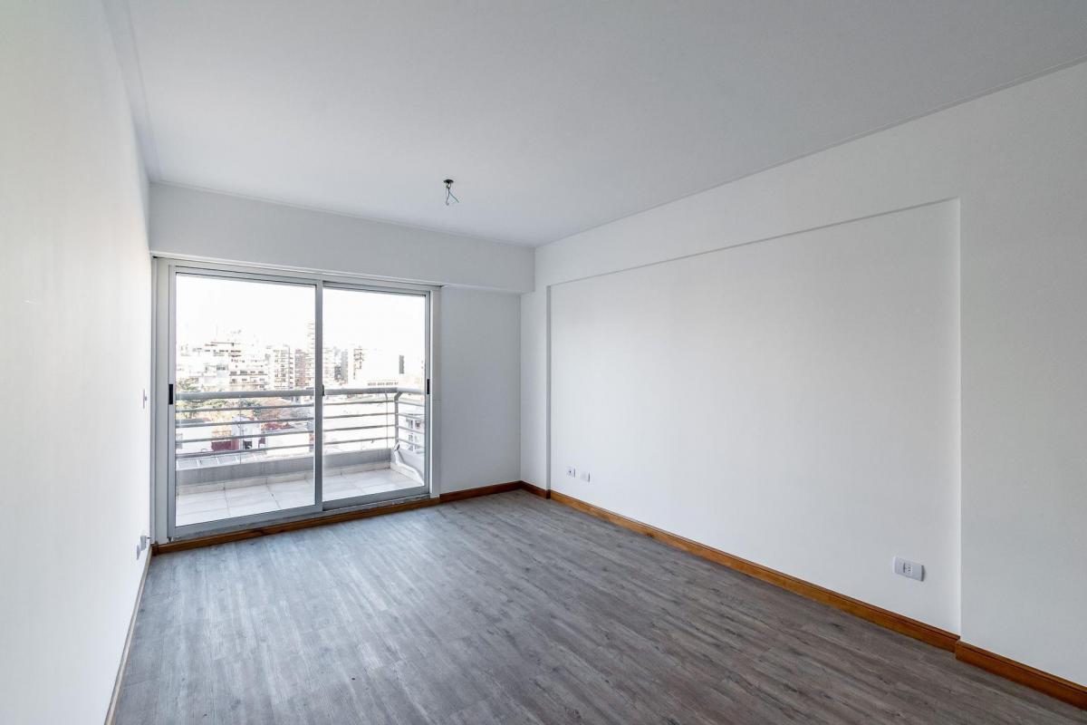 Venta Departamento 3 Amb. en Flores 2 Do a Frente 5