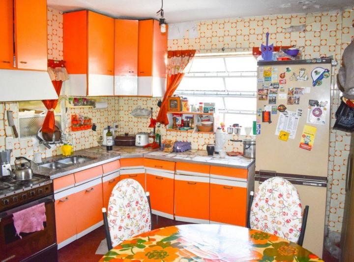 Venta casa 4 amb. galpón gran parque en V. Alsina 5