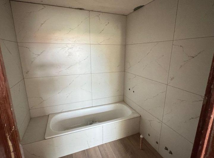 VENTA TRIPLEX 4 AMB C/Cochera doble MONTE CASTRO 4