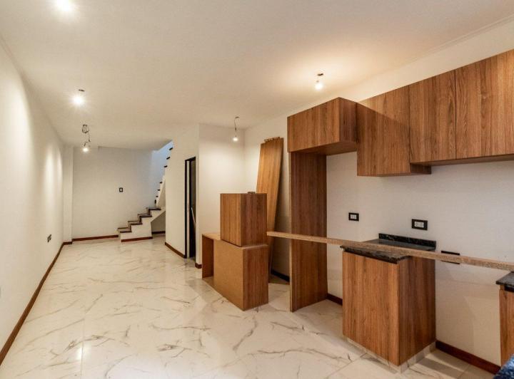 Venta PH 3amb Triplex a Estrenar balcón,  Lourdes 2