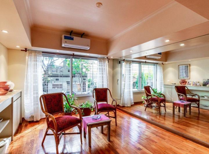 VENTA CASA TRIPLEX 6 AMB. EN V.URQUIZA CON COCHERA 2