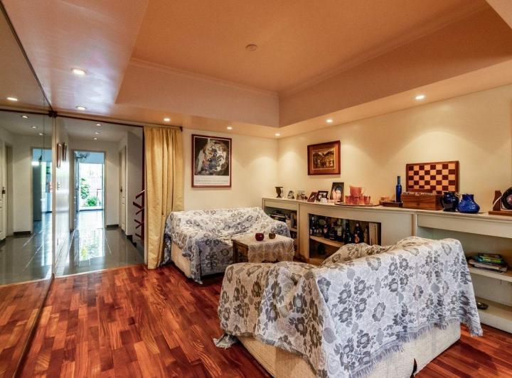 VENTA CASA TRIPLEX 6 AMB. EN V.URQUIZA CON COCHERA 4