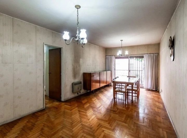 VENTA DPTO 4 AMB CON COCHERA EN CABALLITO 2