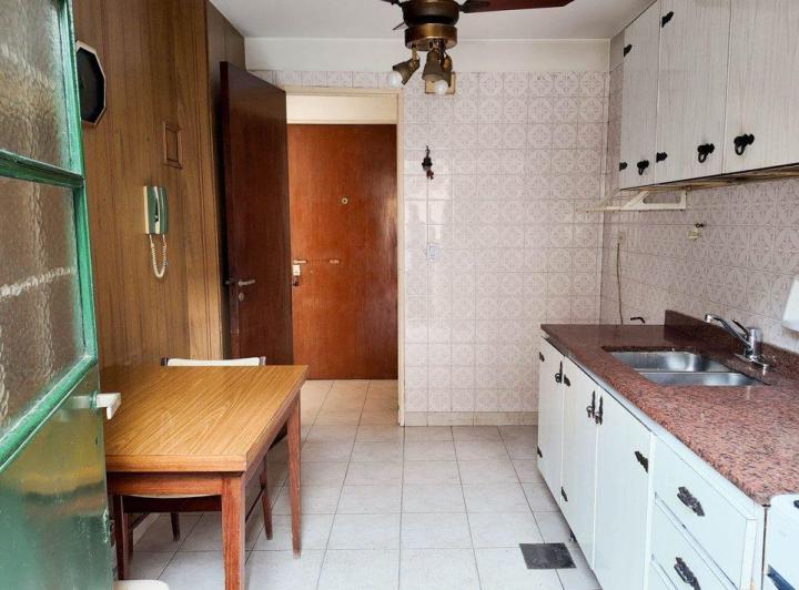 VENTA DPTO 3 AMB CON PATIO Y COCHERA FIJA-URQUIZA 4