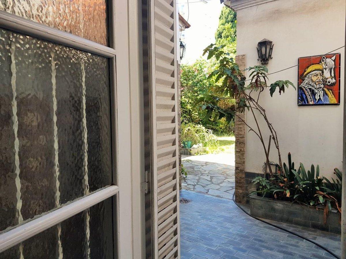 VENTA PH TIPO CASA 4AMB PARQUE COCHERA DEPENDENCIA