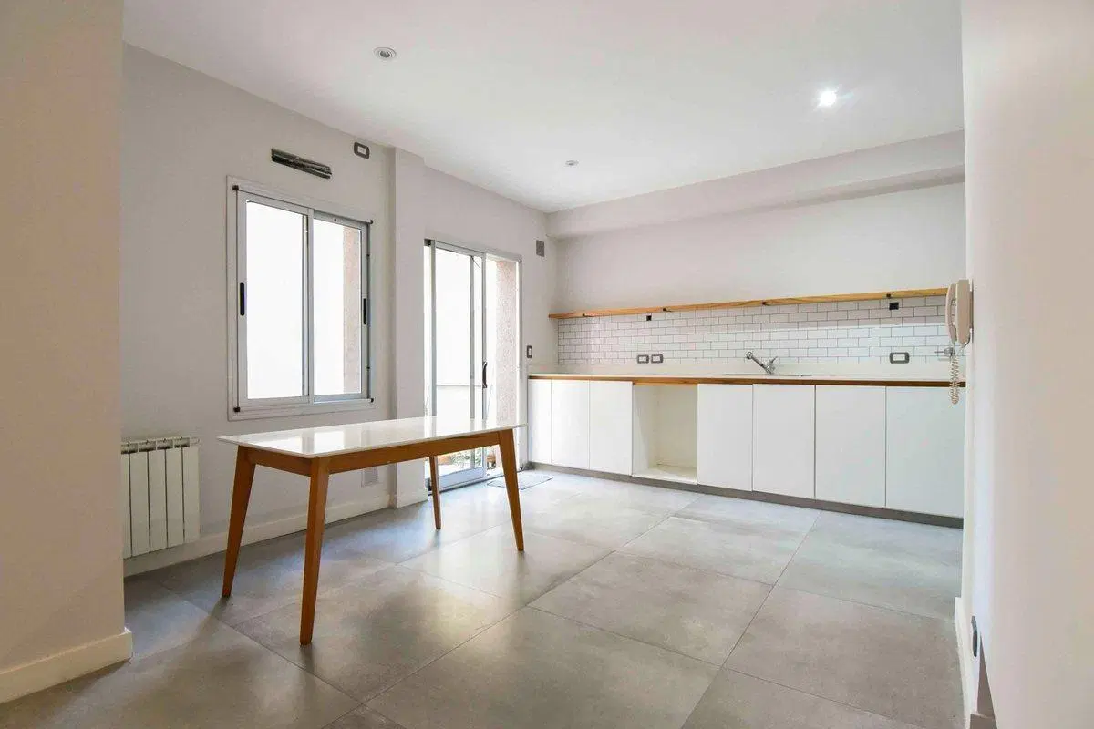 Venta casa 4 amb garage quincho Villa del Parque 4