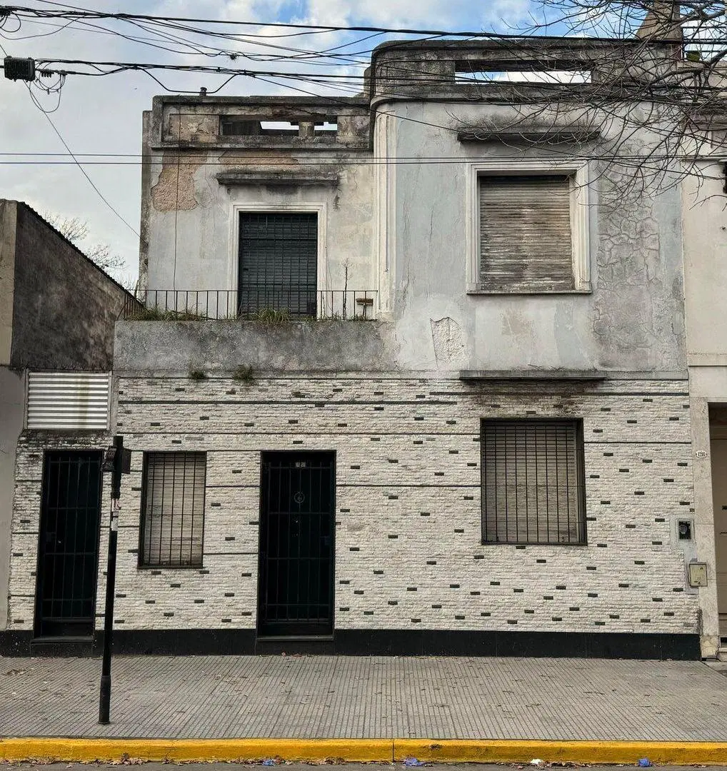 LOTE EN VENTA 153 m Frente 8,66 m PARQUE CHACABUCO 2