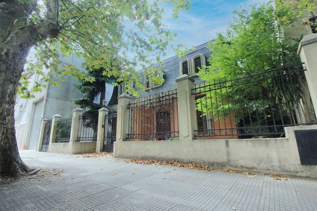 Venta Casa 7 amb cochera  pileta jardín V. Devoto 3