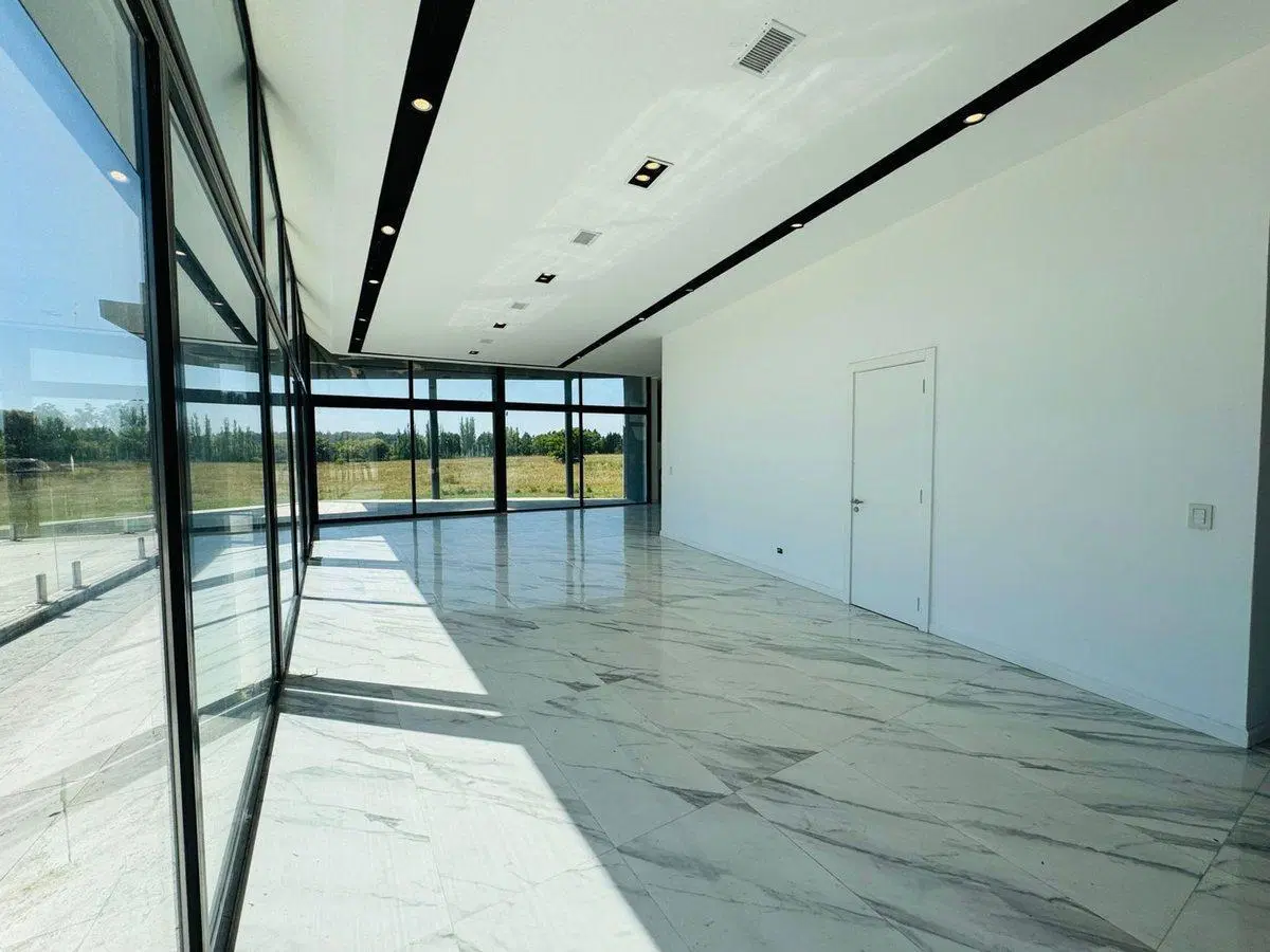 VENTA CASA 12 AMB VILLA DE CAMPO LA COLINA LUJÁN 2