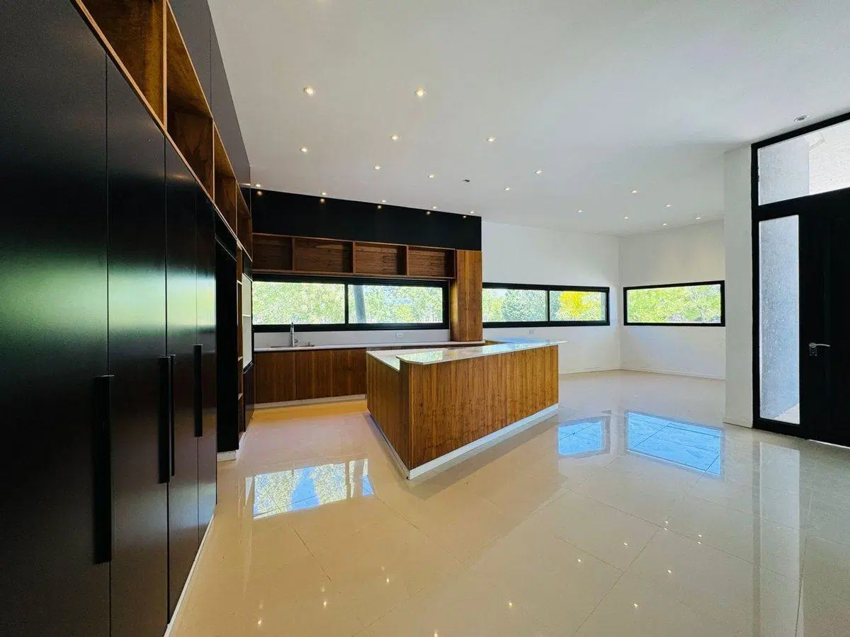 VENTA CASA 12 AMB VILLA DE CAMPO LA COLINA LUJÁN 3