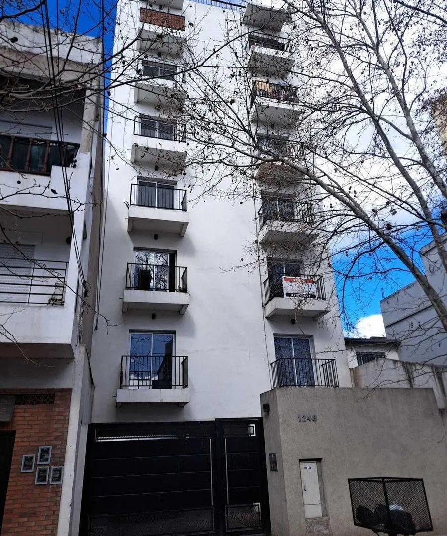 VENTA MONOAMBIENTE AL FRENTE 35M2 SAENZ PEÑA 3