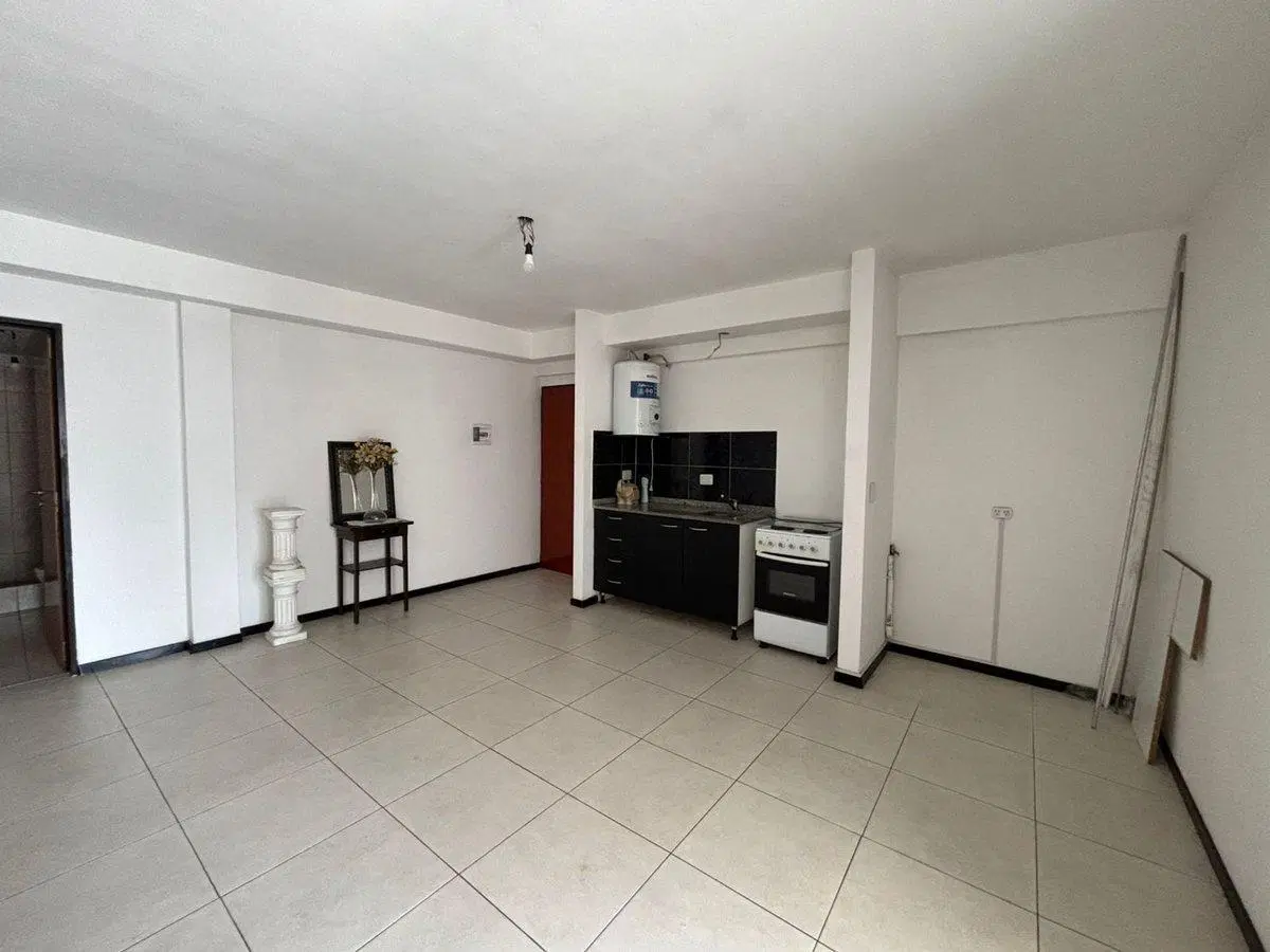 VENTA DEPTO 2 AMB AMPLIO - LINIERS- 3