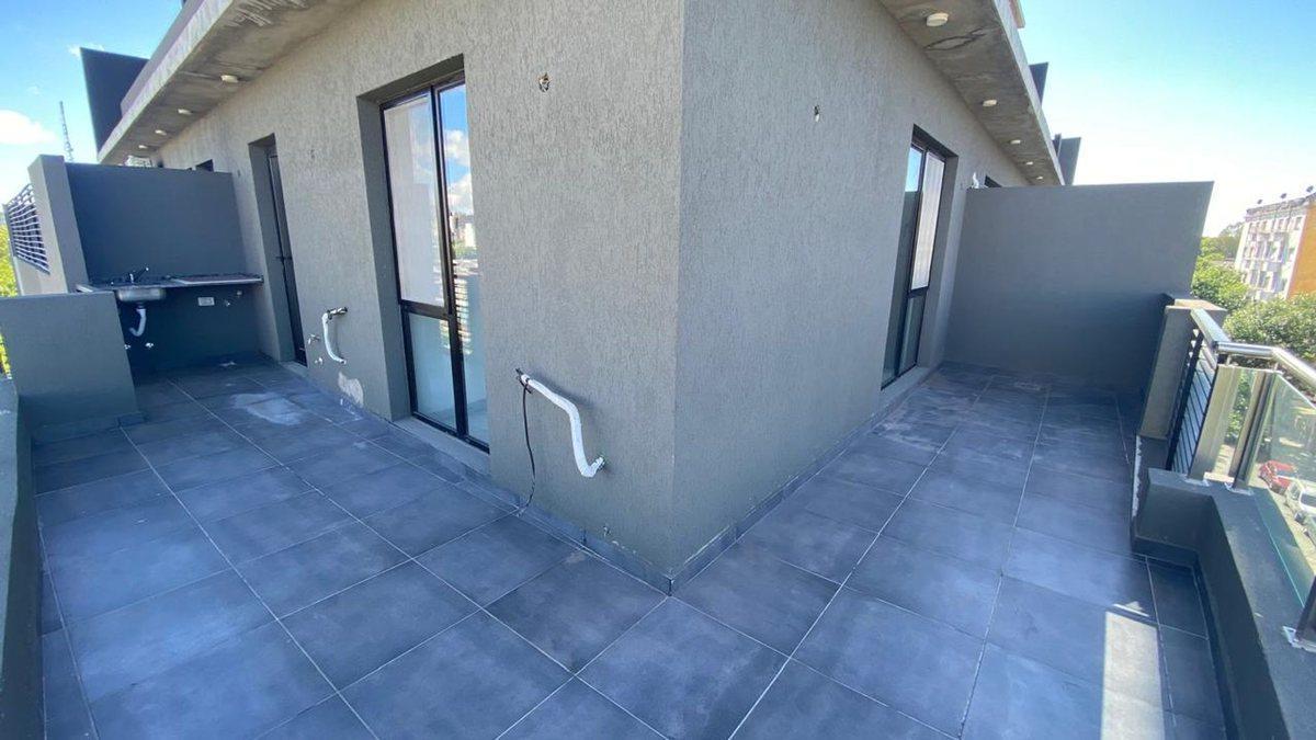 Venta de Depto 2 ambientes Con Balcon aterrazado