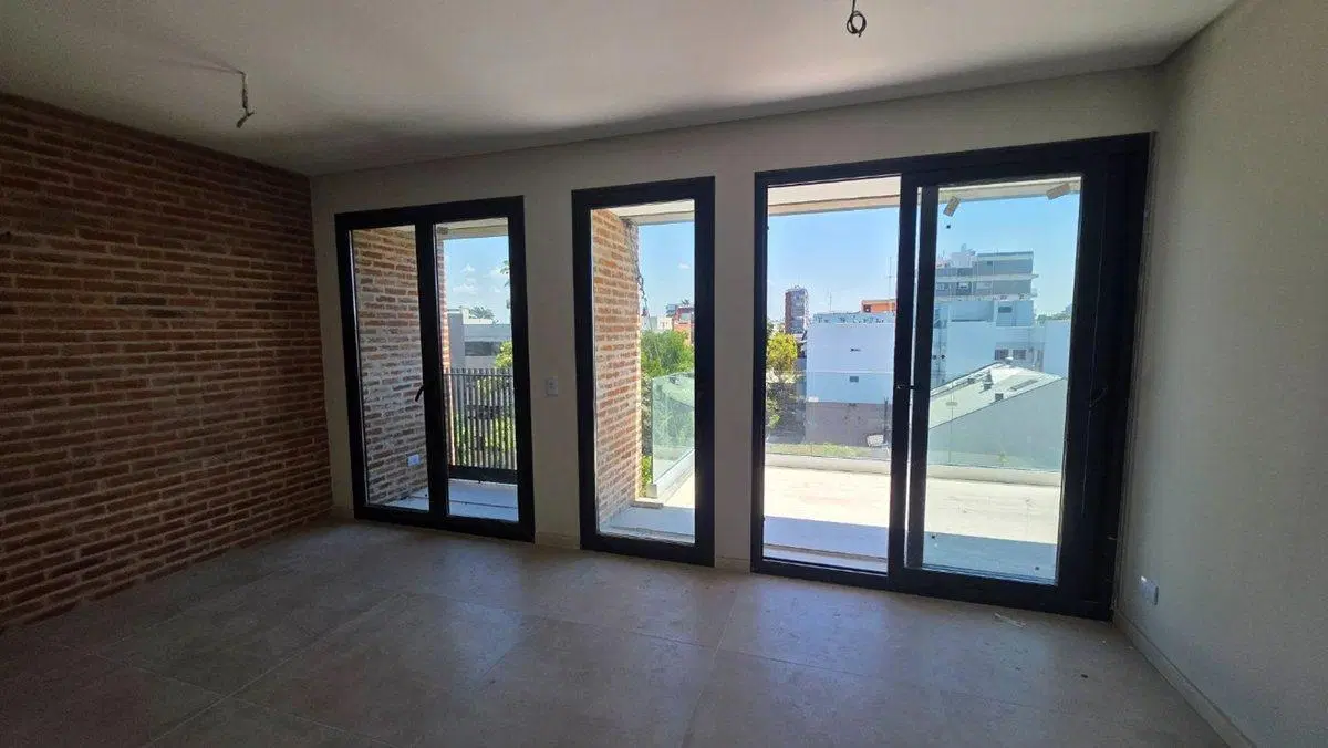 VENTA DPTO,4 amb., 5º PISO, DEVOTO, ENTREGA MARZO 4