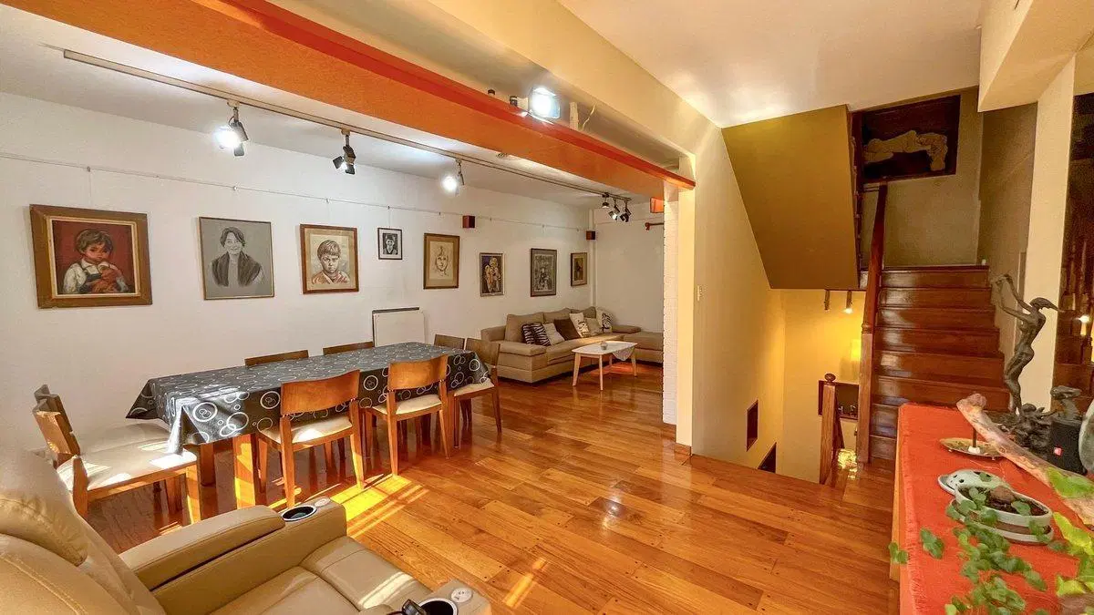 Venta casa Floresta 3 pisos terrazas Cochera doble 2